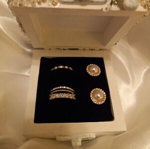 Handmade mimi jewerly box